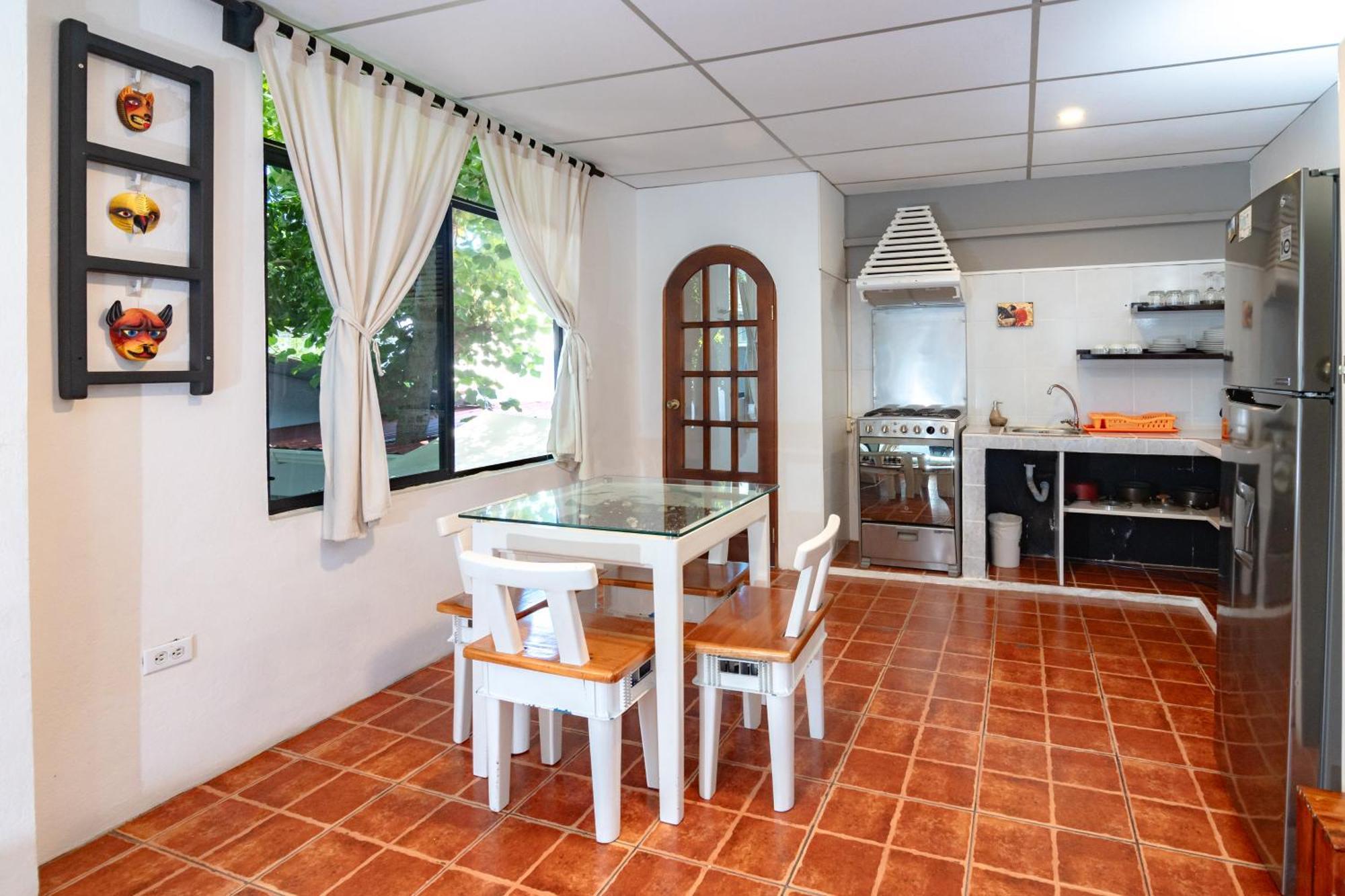 La K-Leta Boutique Guesthouse Puerto Ayora  Luaran gambar